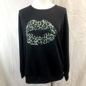 Blue Buttercup Boutique Brand Camo Leopard Lips